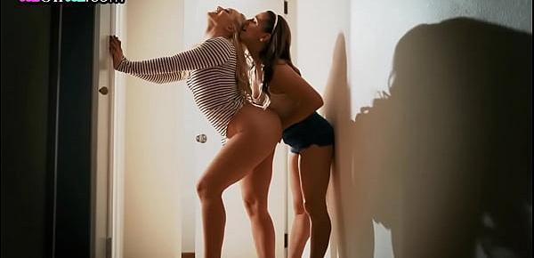  College lesbians in passionate tribbing